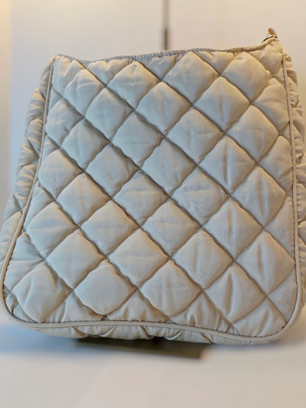 Puffer Shoulder Bag in Beige by Urban Expressions NWT Free Shipping - Picture 3 of 8